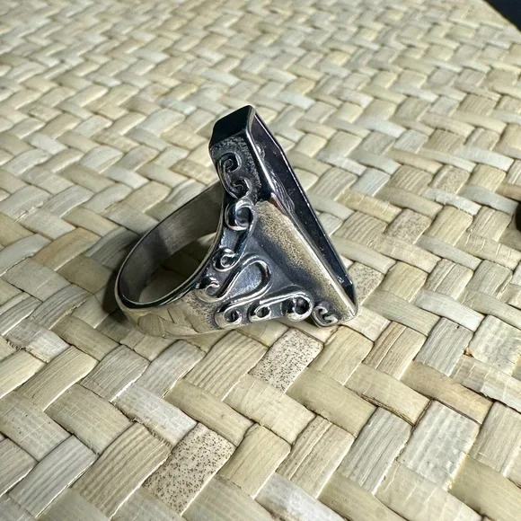 Vampire Coffin Skull Ring Unique High Quality Stainless Steel‎ Ring. - Picture 2 of 7